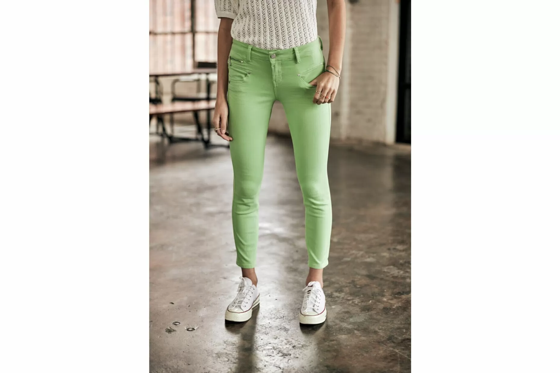 Freeman T Porter Alexa Cropped New Magic Color Colored Pants Woman, Quiet Green Store