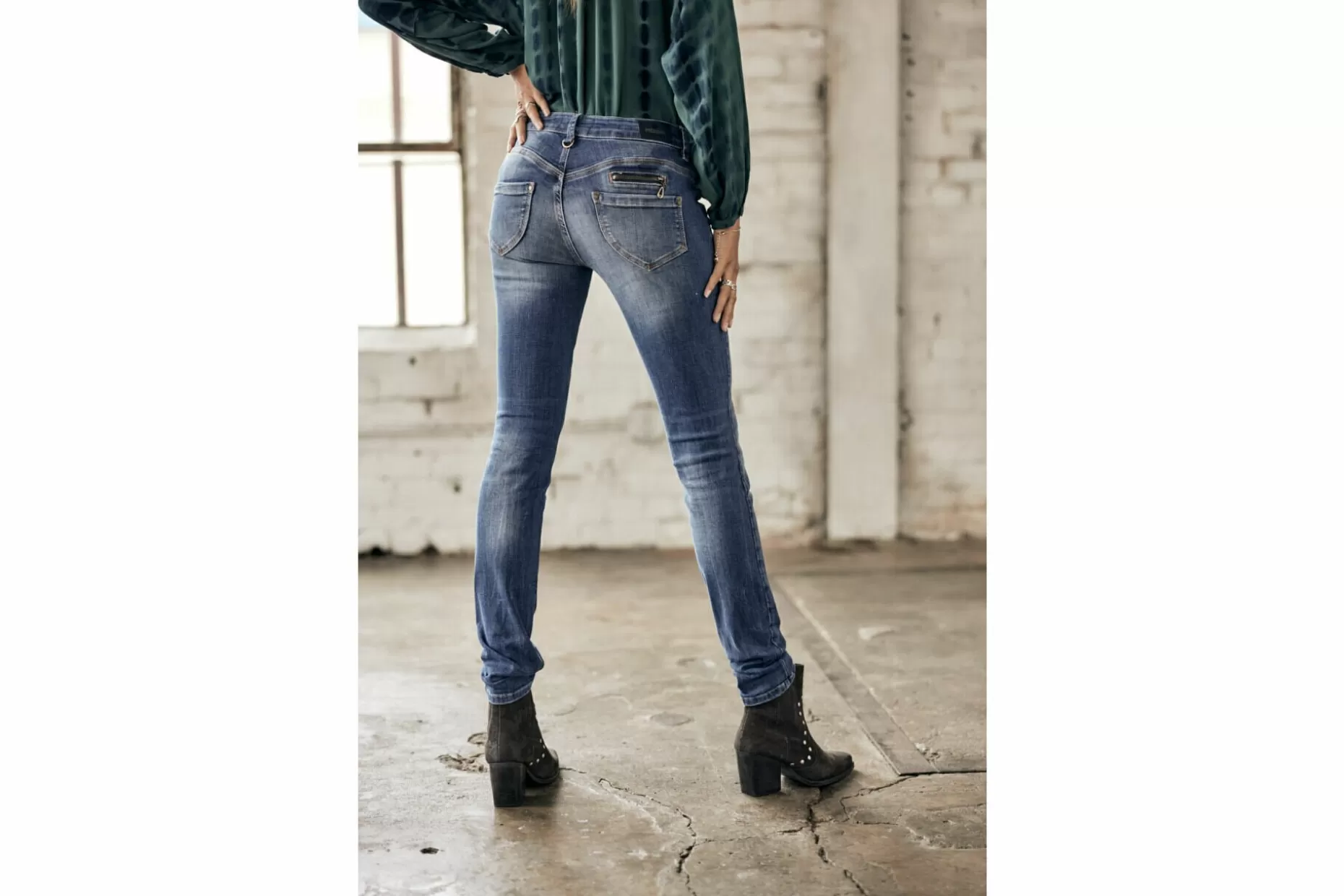 Freeman T Porter Alexa Slim Slim Jeans Woman, Pacific Flash Sale