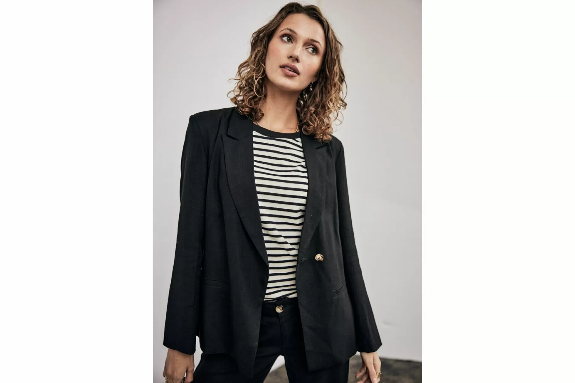 Freeman T Porter Bernie Plain Linen Oversize Blazer Woman, Black Sale