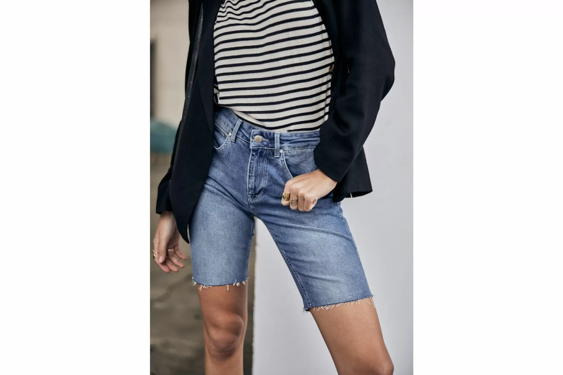 Freeman T Porter Cameron Denim Bermuda Woman, Britain Sale