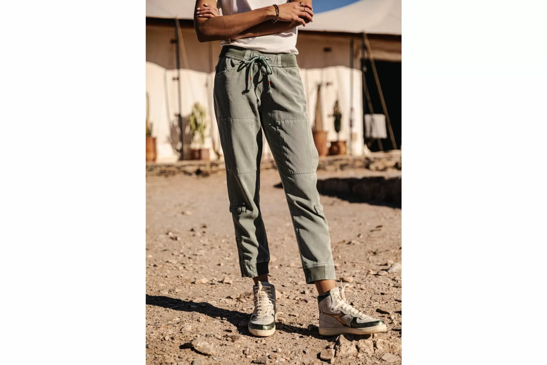 Freeman T Porter Celine Jazz Cargo Pants Woman, Lily Pad Fashion