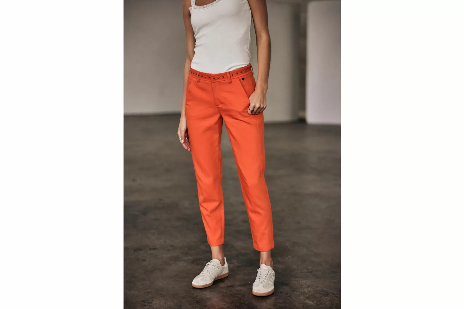 Freeman T Porter Claudia Polyneo Cropped Pants Woman, Tangerine Tango Discount