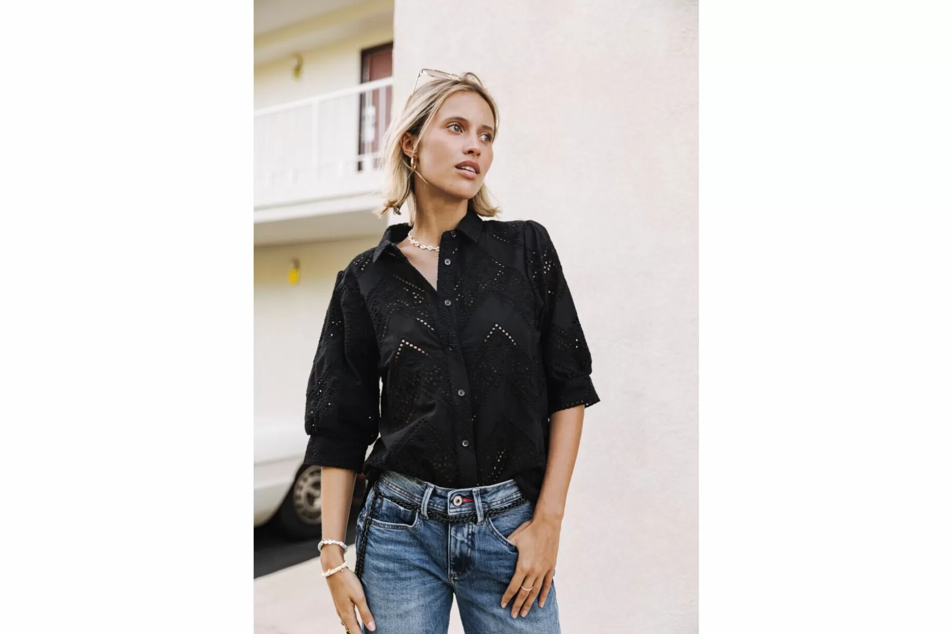 Freeman T Porter Cresia Lace Balloon Sleeves Shirt Woman, Black Clearance