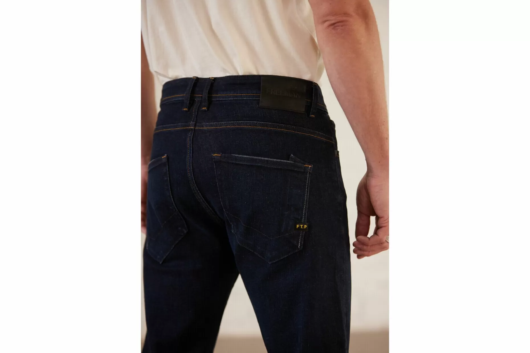 Freeman T Porter Erwan Tappered Jeans Man, Faraw Outlet