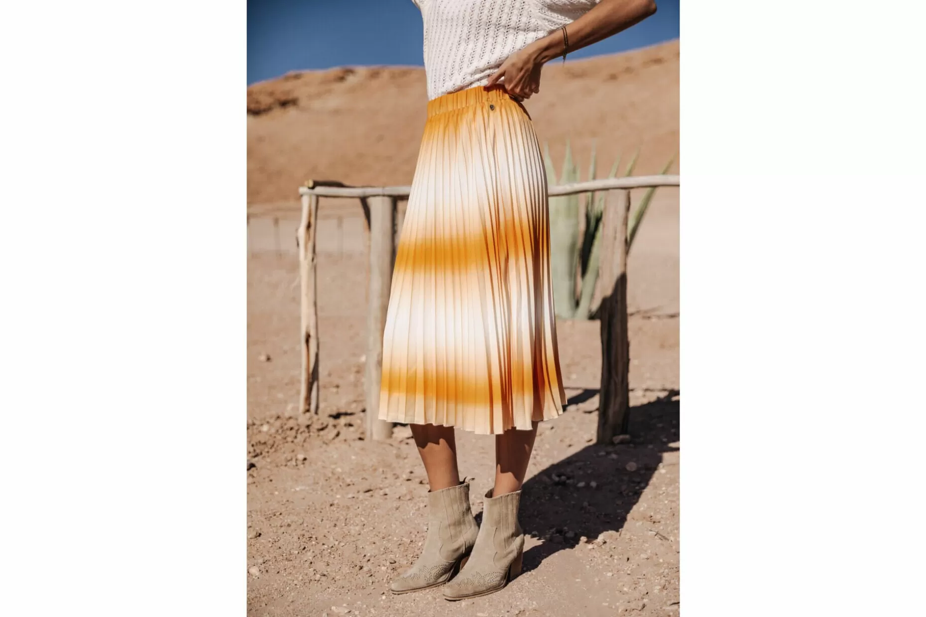 Freeman T Porter Jeelyne Tie & Dye Pleated Midi Skirt Woman, Cadmium Yellow Fashion
