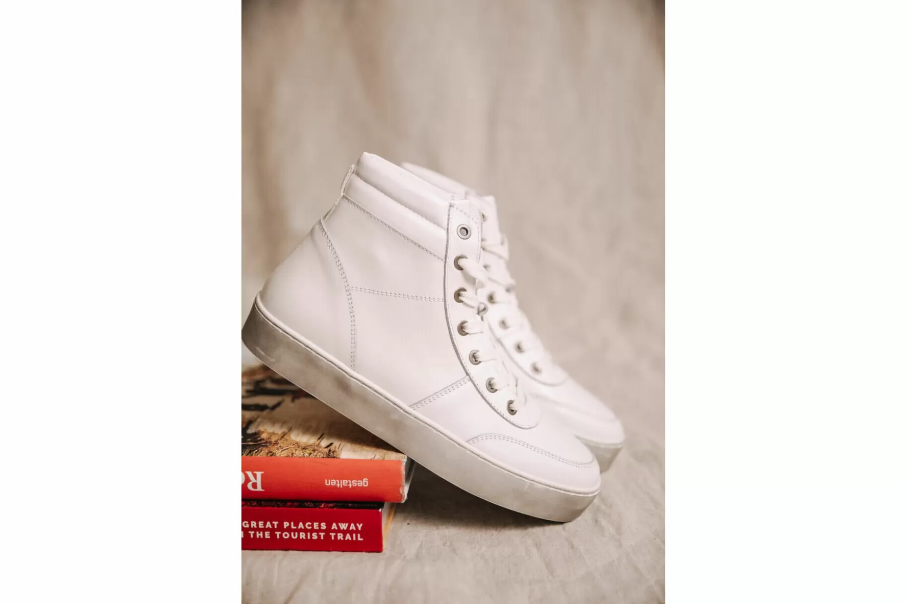 Freeman T Porter Jude Leather Sneakers Woman, White Hot