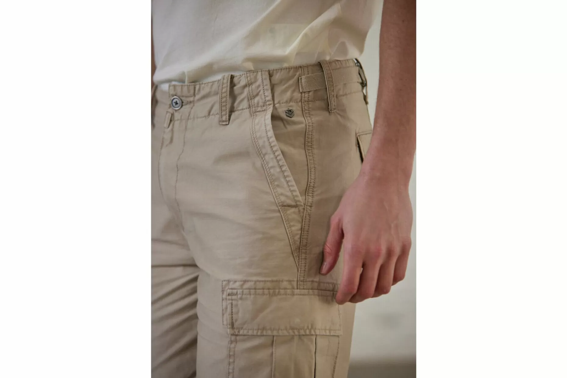 Freeman T Porter Oscar Jerrican Straight Cargo Shorts Man, Overcast Store