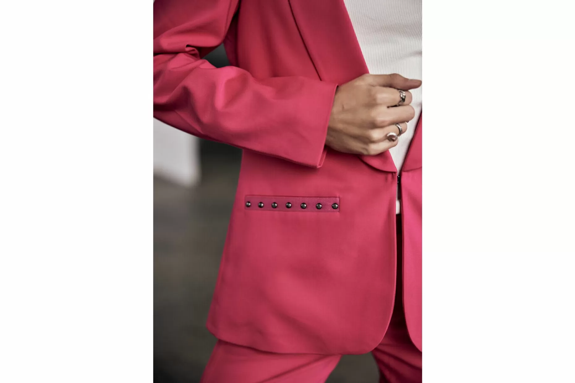 Freeman T Porter Stessy Polyneo Fitted Blazer Tuxedo Woman, Raspberry Sorbet Fashion