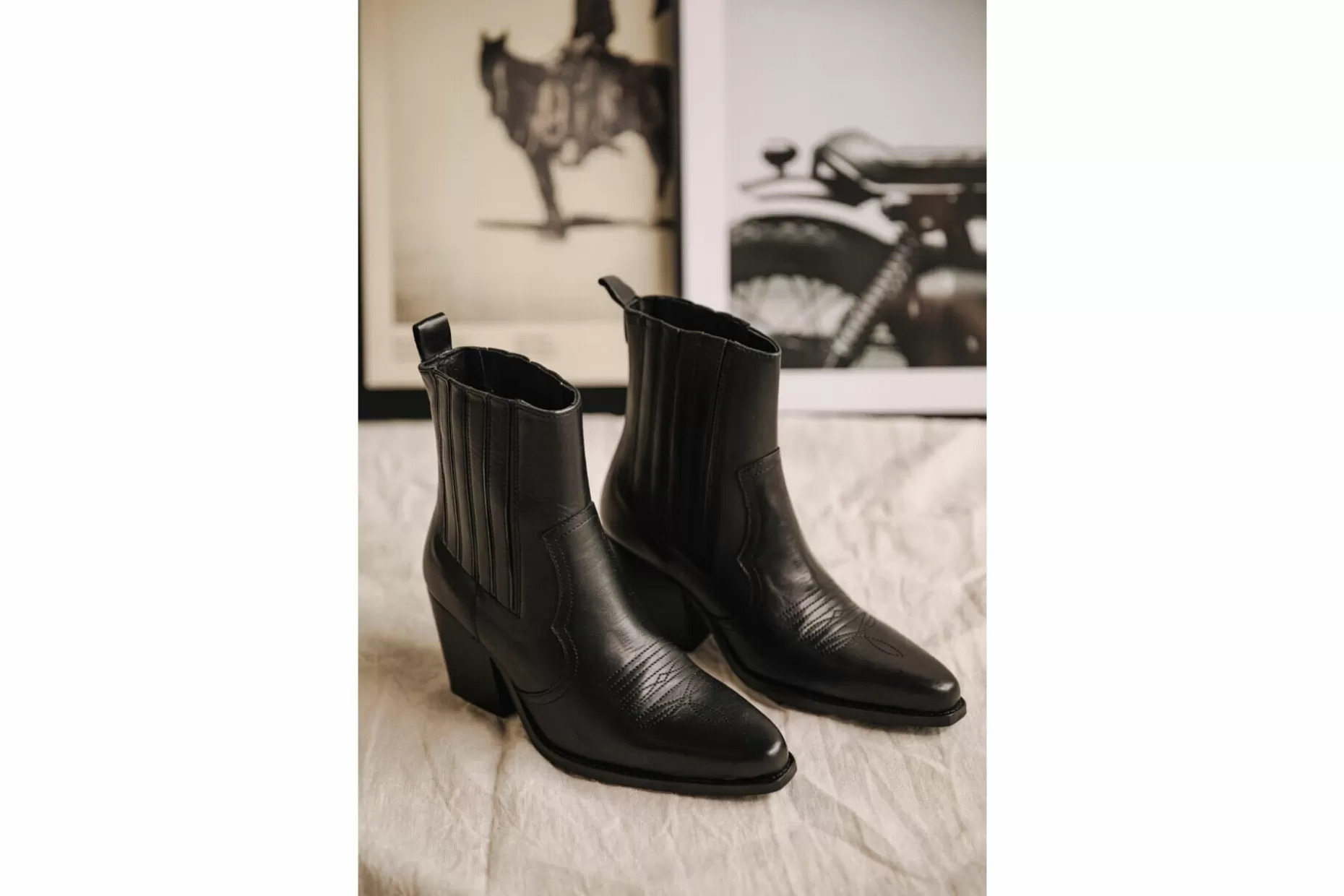 Freeman T Porter Teresa Crust Leather Boots Woman, Black Best